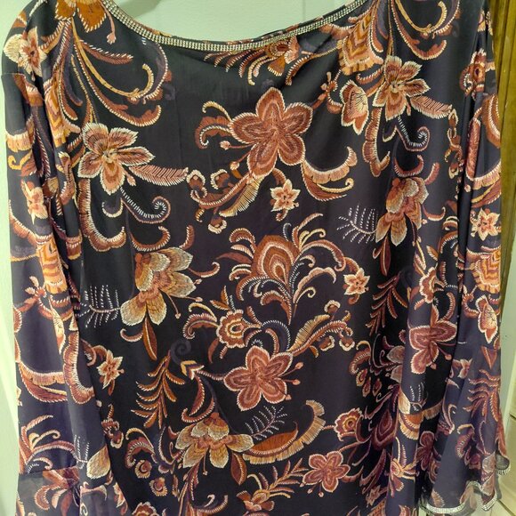 Womens blouse size 2X - Picture 2 of 5